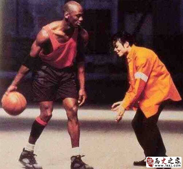 霍金本拉登高清壁纸,站着的霍金的照片