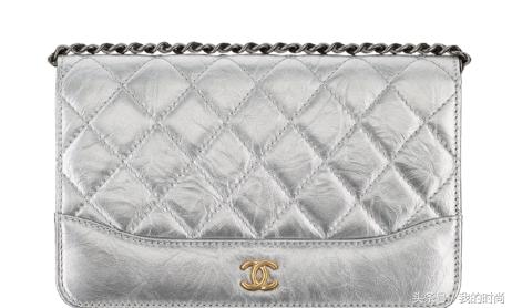 ChanelClutchwithChain最新款千万要慎入呀，看了就想买！