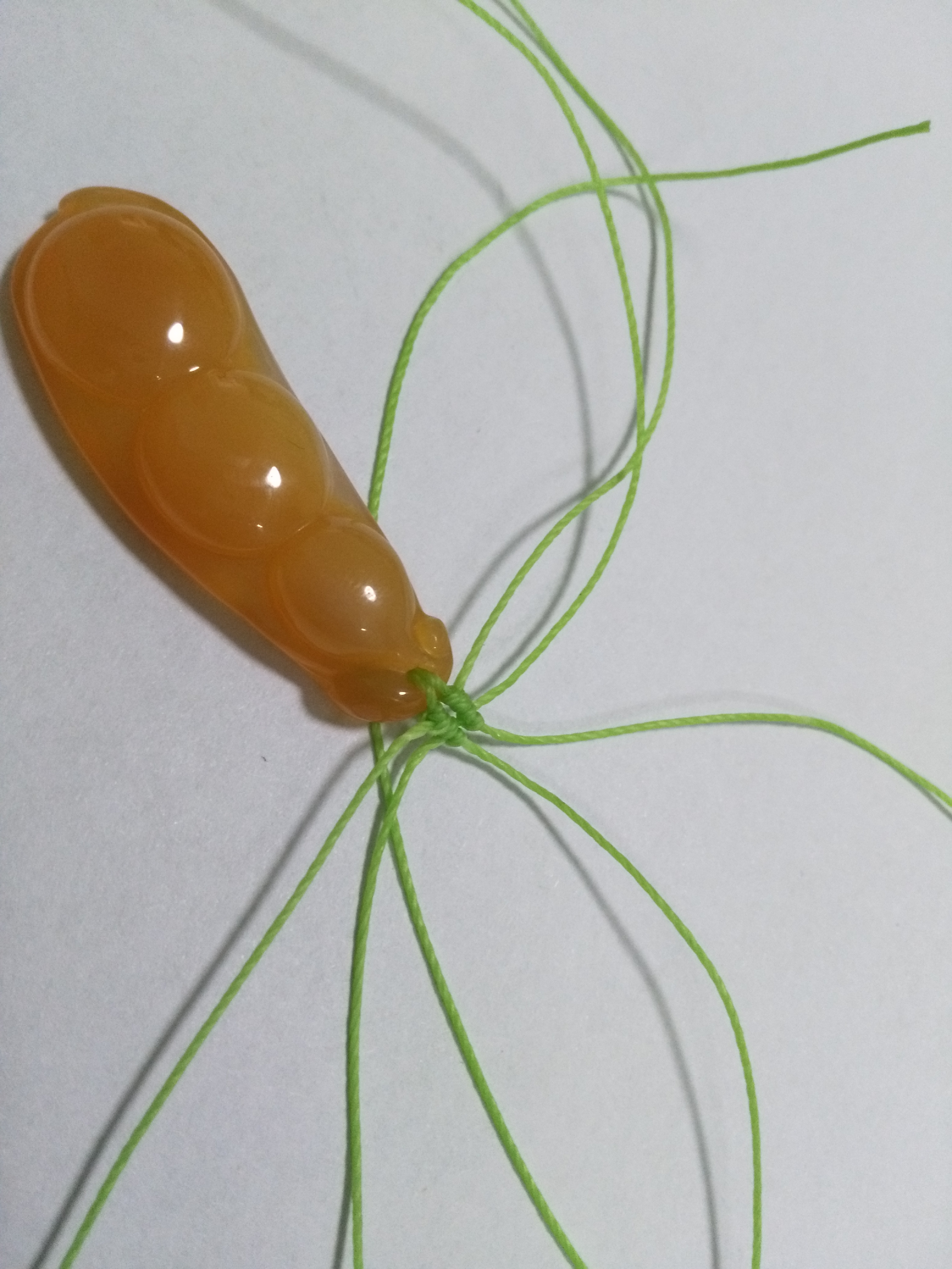 玛瑙豆子编手机吊坠法教程,玉豌豆吊坠怎么编绳