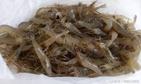 韭菜炒河虾的做法最正宗的做法,小河虾配什么炒最好