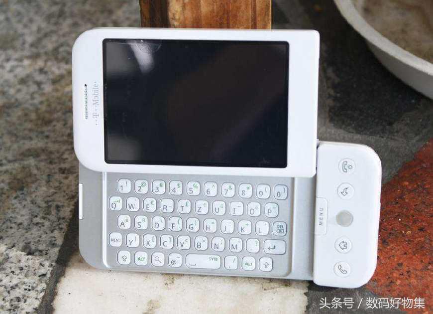 万物皆可盘，这个鼠标上长了一个“蛋”，从此开始盘鼠标