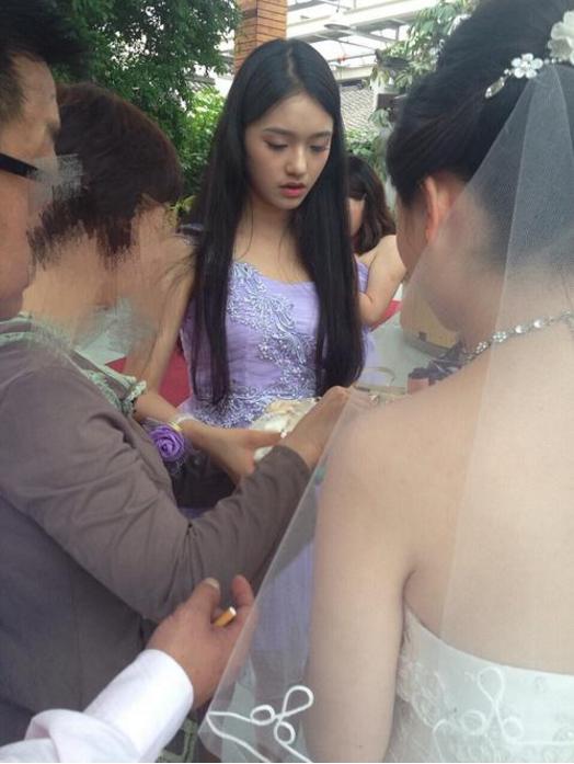 林允中韩同台,林允郑秀妍合照