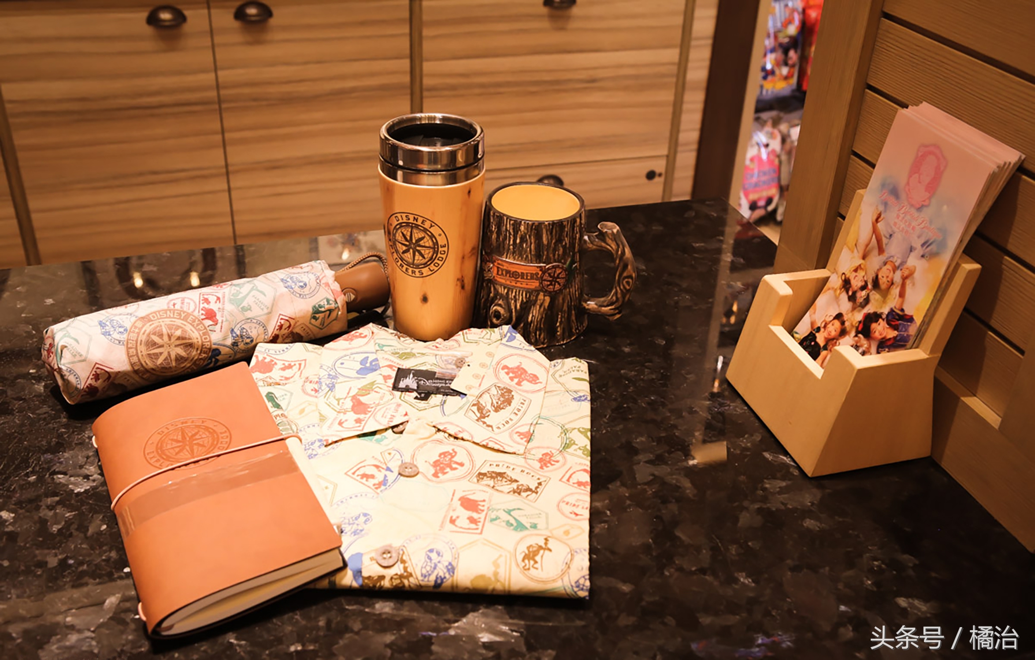 去香港迪士尼入住体验,香港迪士尼探索家酒店游泳池