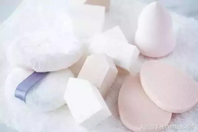 bb霜涂在脸上浮粉怎么回事,粉浮在脸上是怎么回事