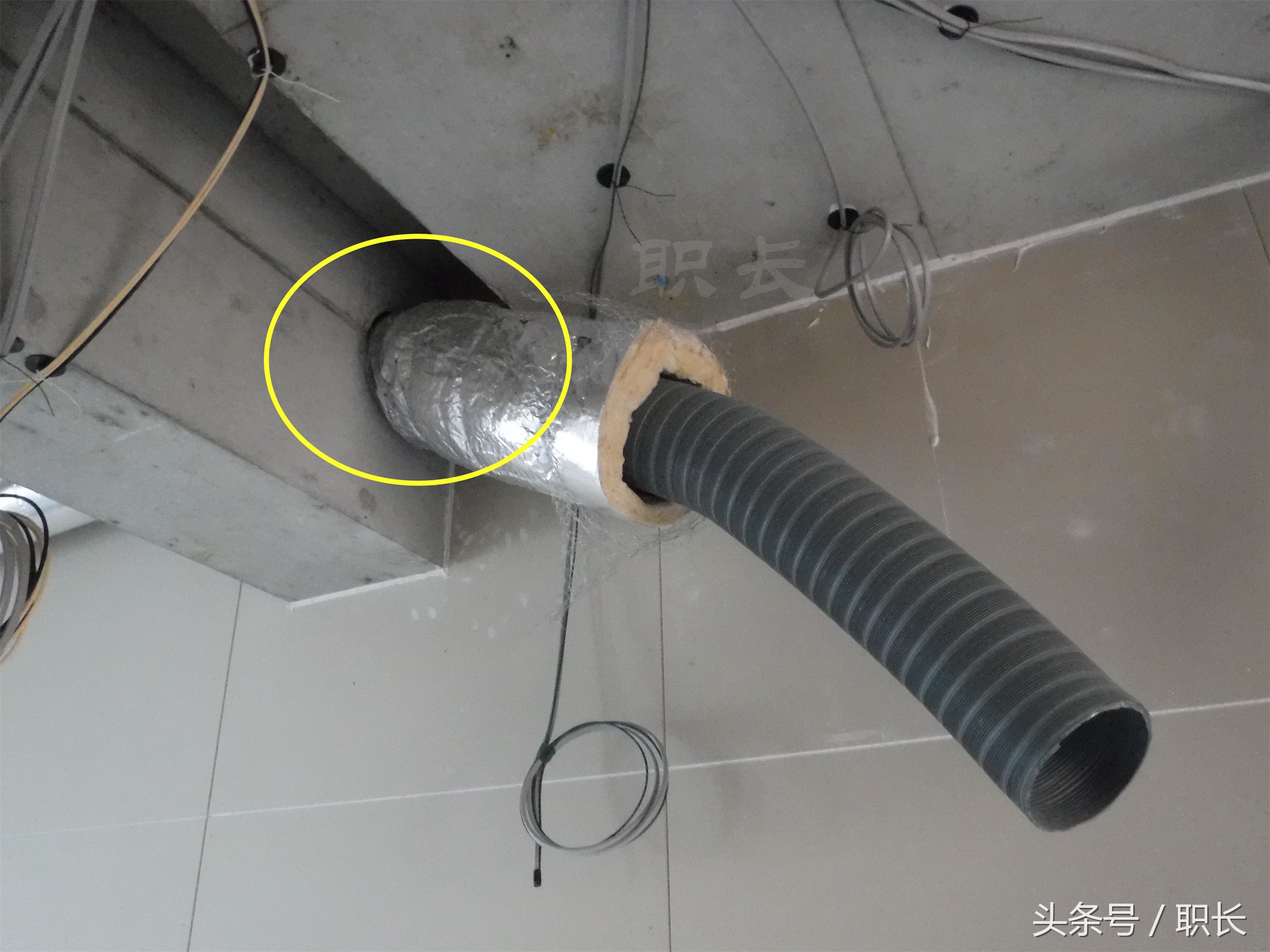 排烟管道怎么不占用橱柜空间,厨房排烟管在吊柜里怎么处理