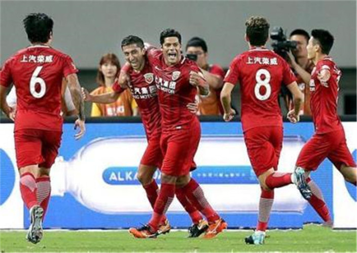 中超豪门财报公布当红国脚借4万元至今未还已成坏账