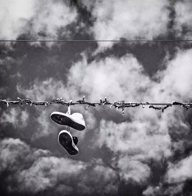 穿假鞋都是什么心理,大学生穿假鞋什么心态