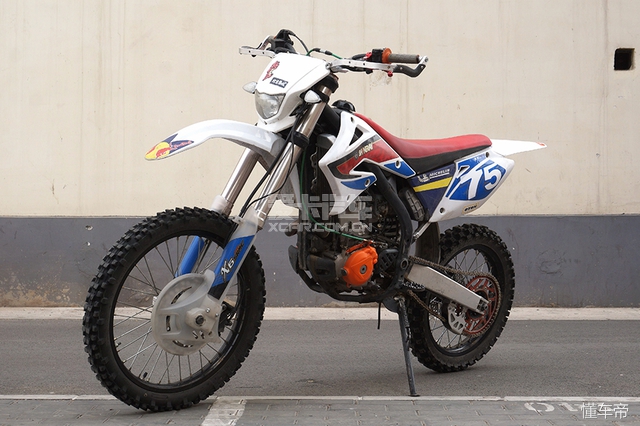 爱卡小伙伴骑什么摩托车（第一期）实用与玩乐兼顾