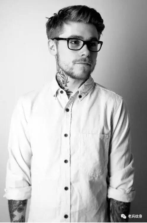 鎵嬭噦棰堥儴绾硅韩鍥炬澶у叏,绾硅韩棰堥儴鍥炬