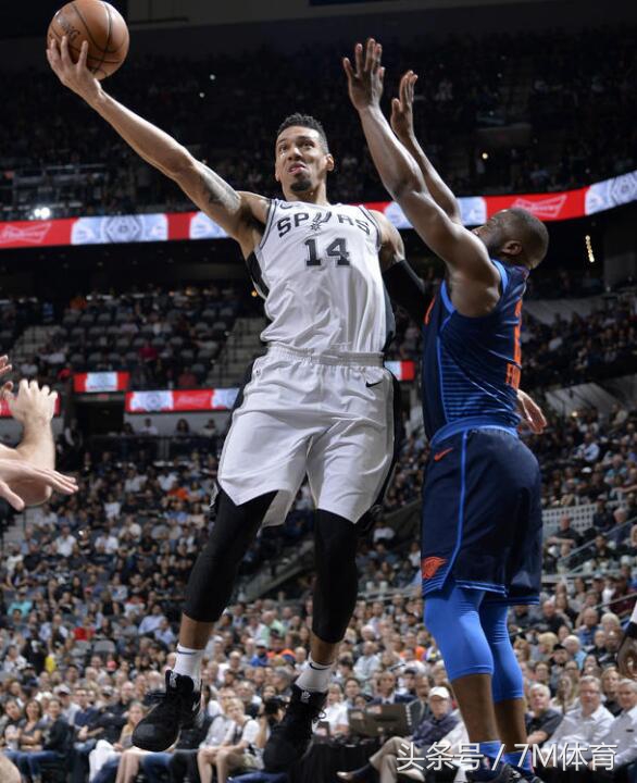 雷霆连胜四场逆转马刺,雷霆主场险胜灰熊