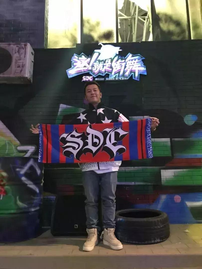 这，就是成都的街舞，热血又很酷