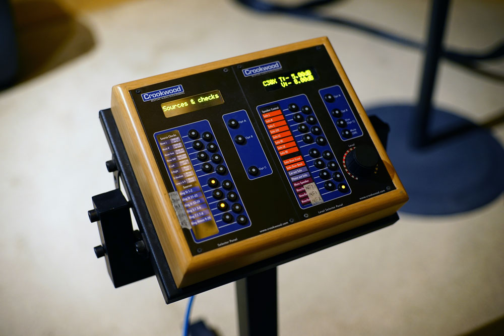 真力有源监听音箱评测 (真力监听音箱对比测评)