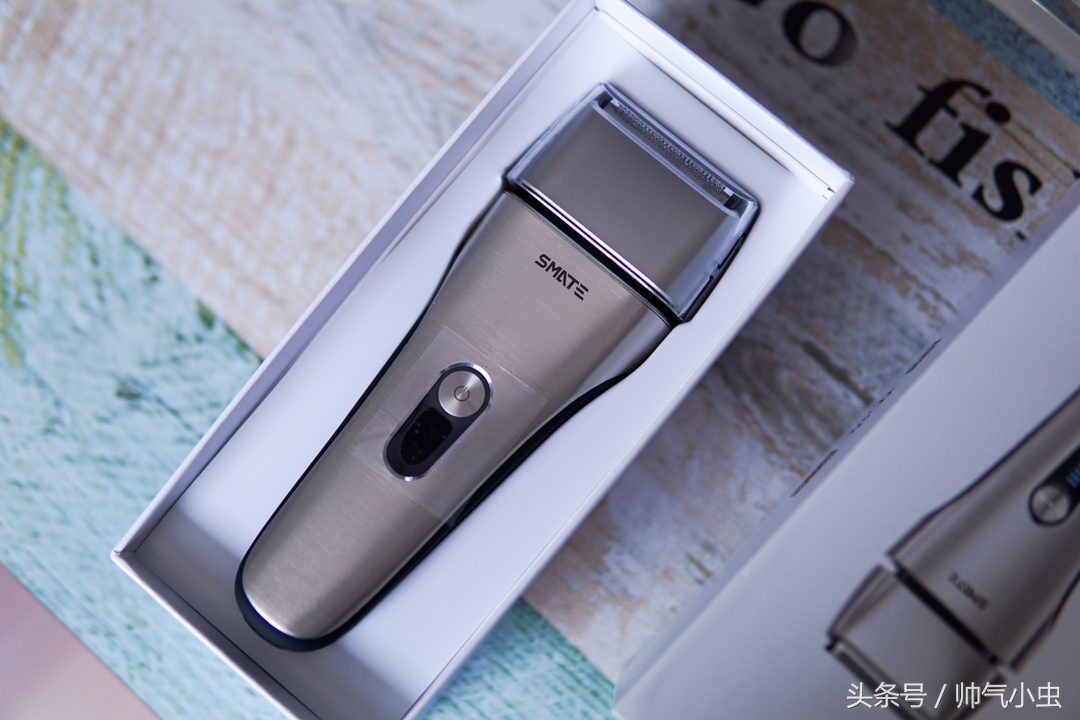 小米众筹刀多功能刀,安来精钢刀头好用吗