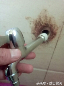 水龙头水管维修取出断丝,水龙头断丝取出钩钉妙招