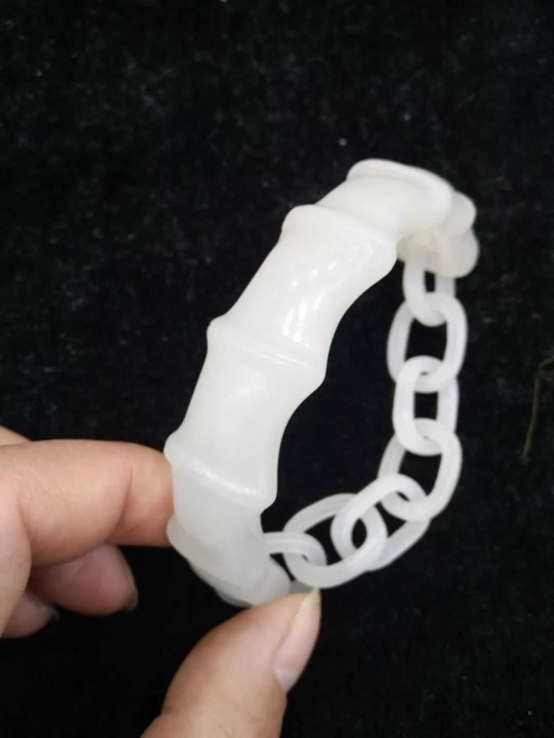 这样一群人正在改变我一个玉石行业人的价值观