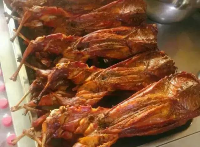 被骗了！以为“很文艺”的玉林路，差点就把我的仙女裙撑爆了……