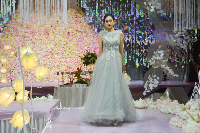 以爱之名婚礼实拍,以爱之名婚礼婚纱