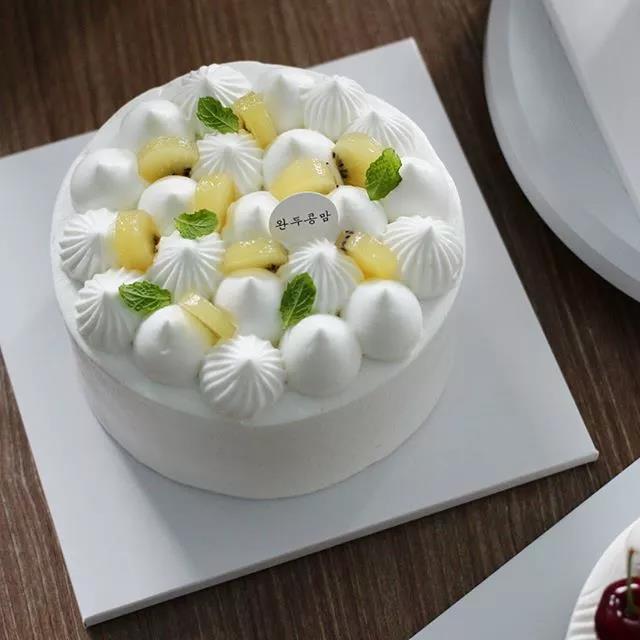 八齿裱花嘴奶油蛋糕简单造型,小孩子奶油蛋糕造型简单