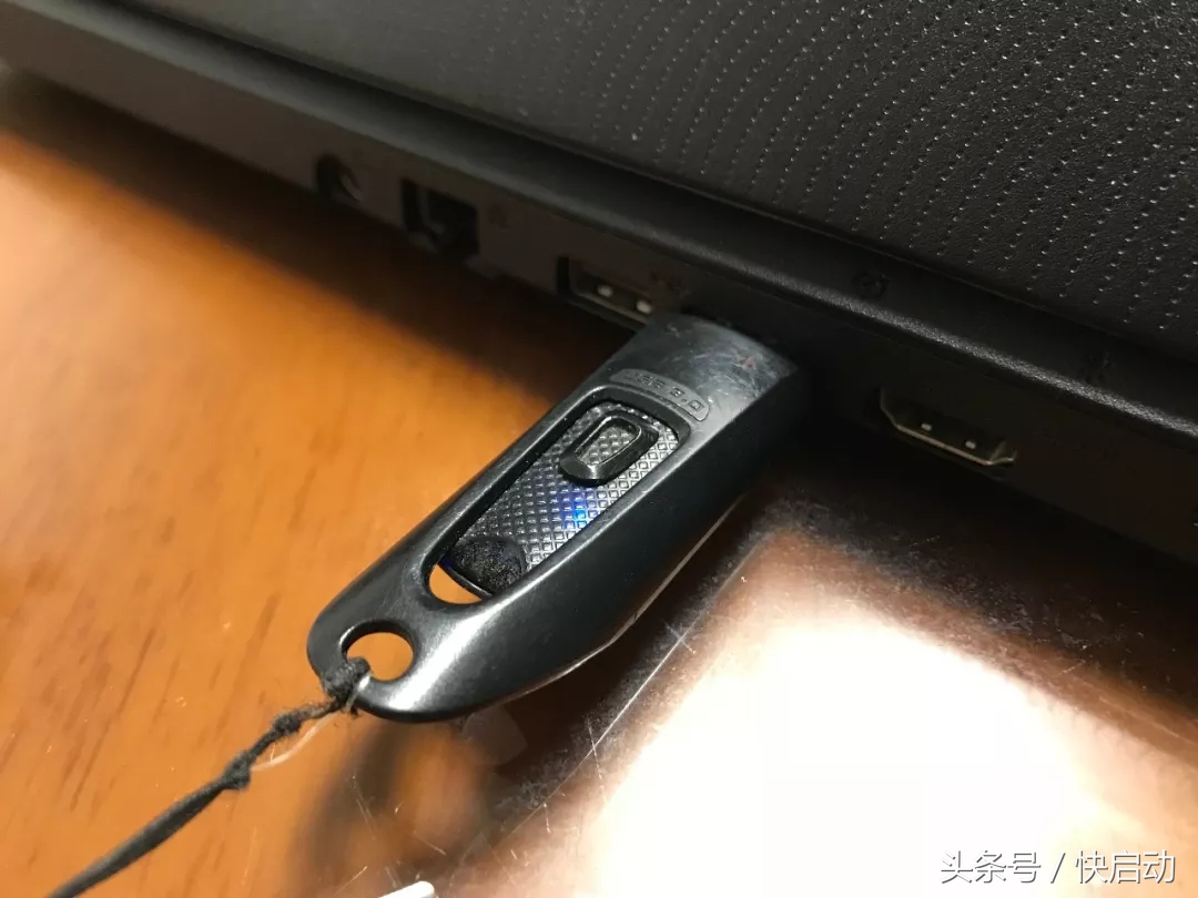 华硕电脑bios设置第一启动项图解,联想电脑bios设置中文对照图解