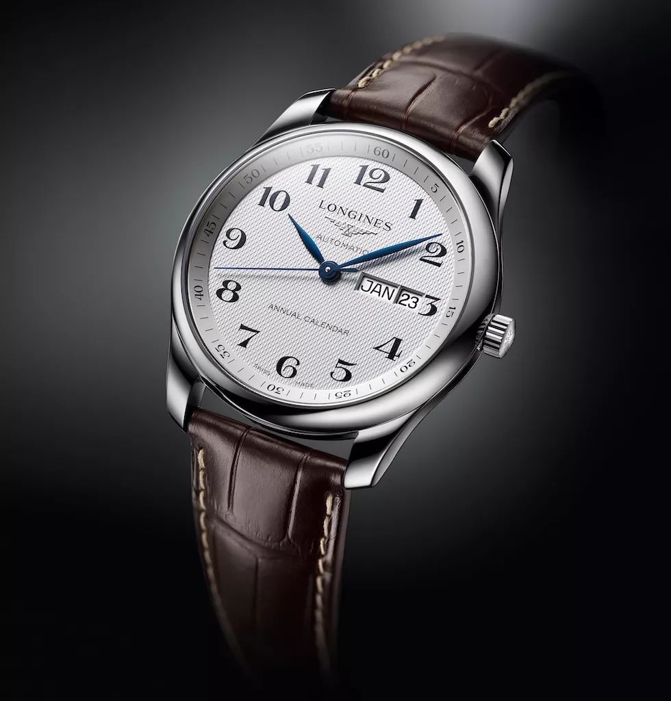 彭于晏浪琴表,彭于晏在外面不戴浪琴表吗