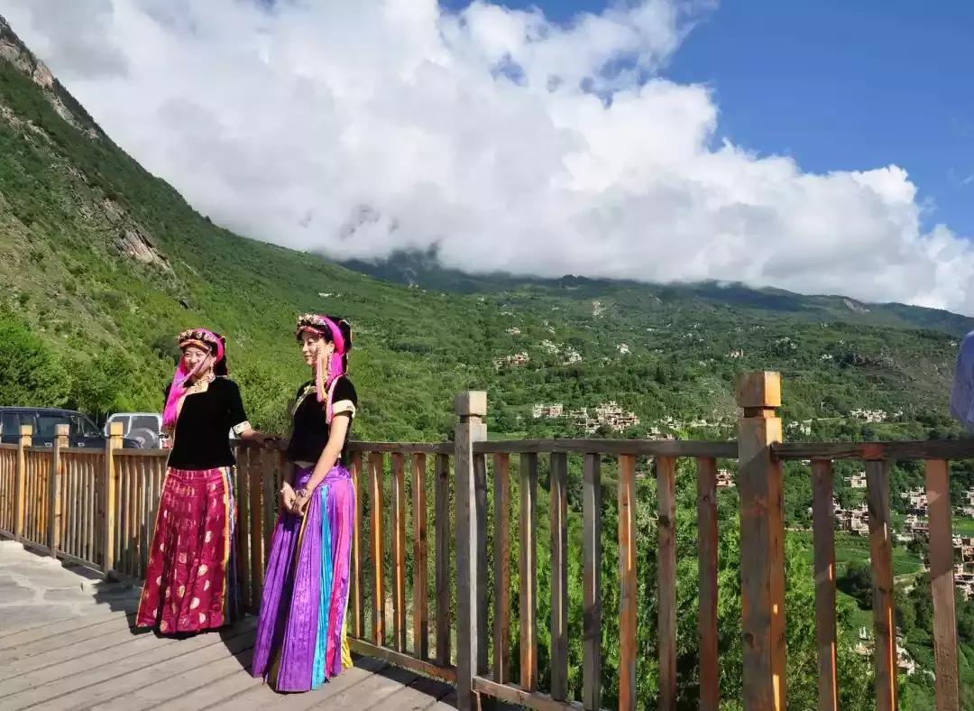 清明假期将至踏春赏花游成热门,清明假期去四姑娘山