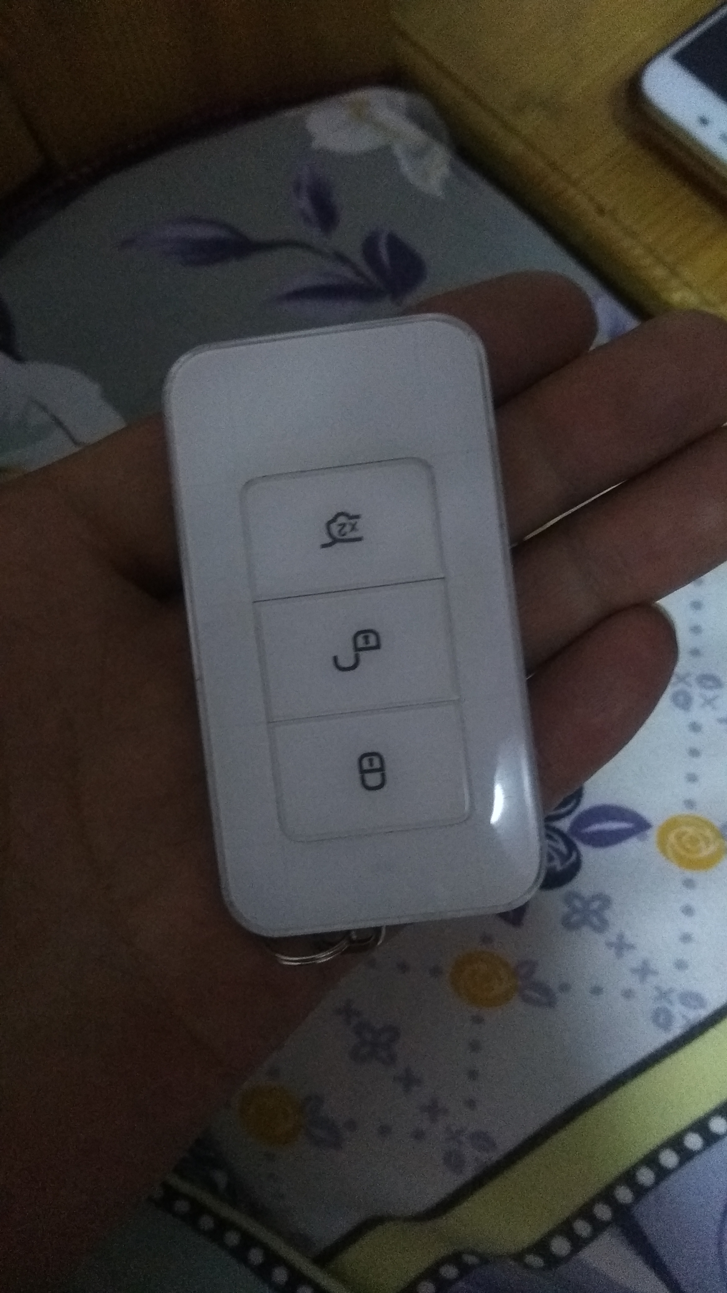 比亚迪宋ev新能源车自驾游,比亚迪新能源宋ev深度测评