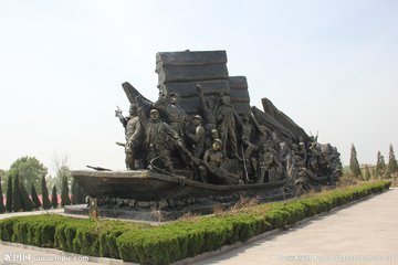 铁道游击队微山湖传奇,铁道游击队微山湖原版