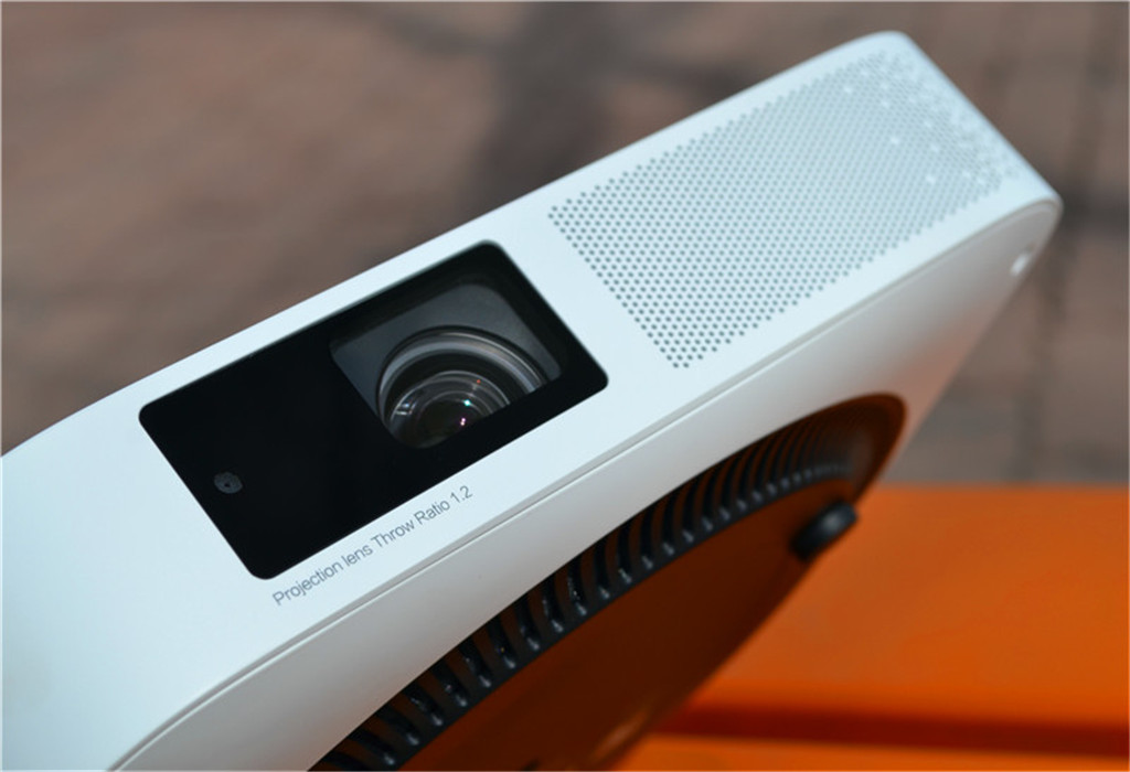 极米无屏电视z4,极米投影电视z6