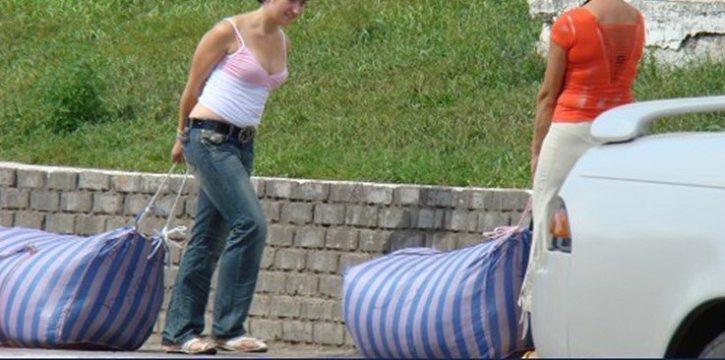 俄运回美元现钞,俄罗斯派出军用飞机运送物资