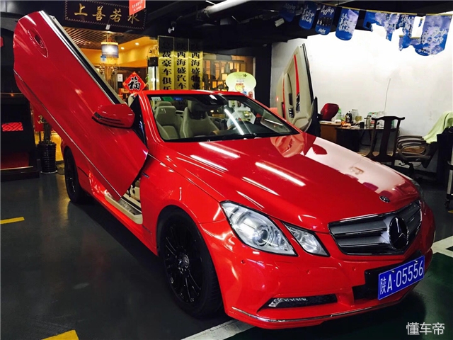 超跑剪刀门有哪几款车型,婚车超跑100辆