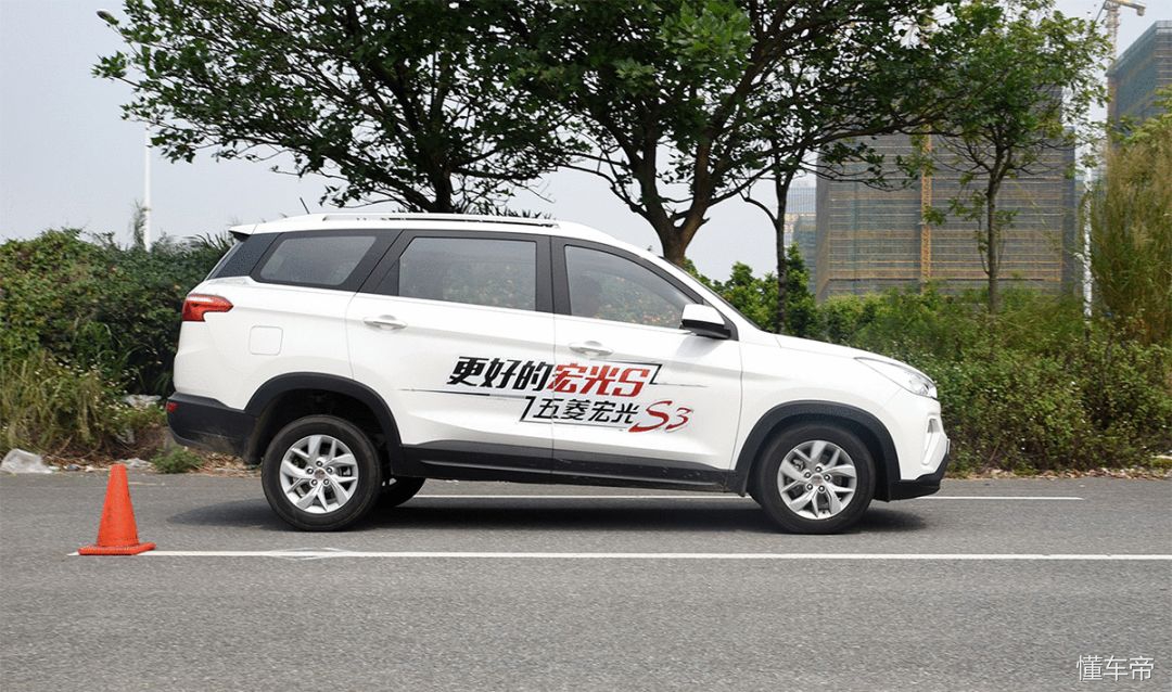 1.5t宏光,1.5t五菱宏光plus测评