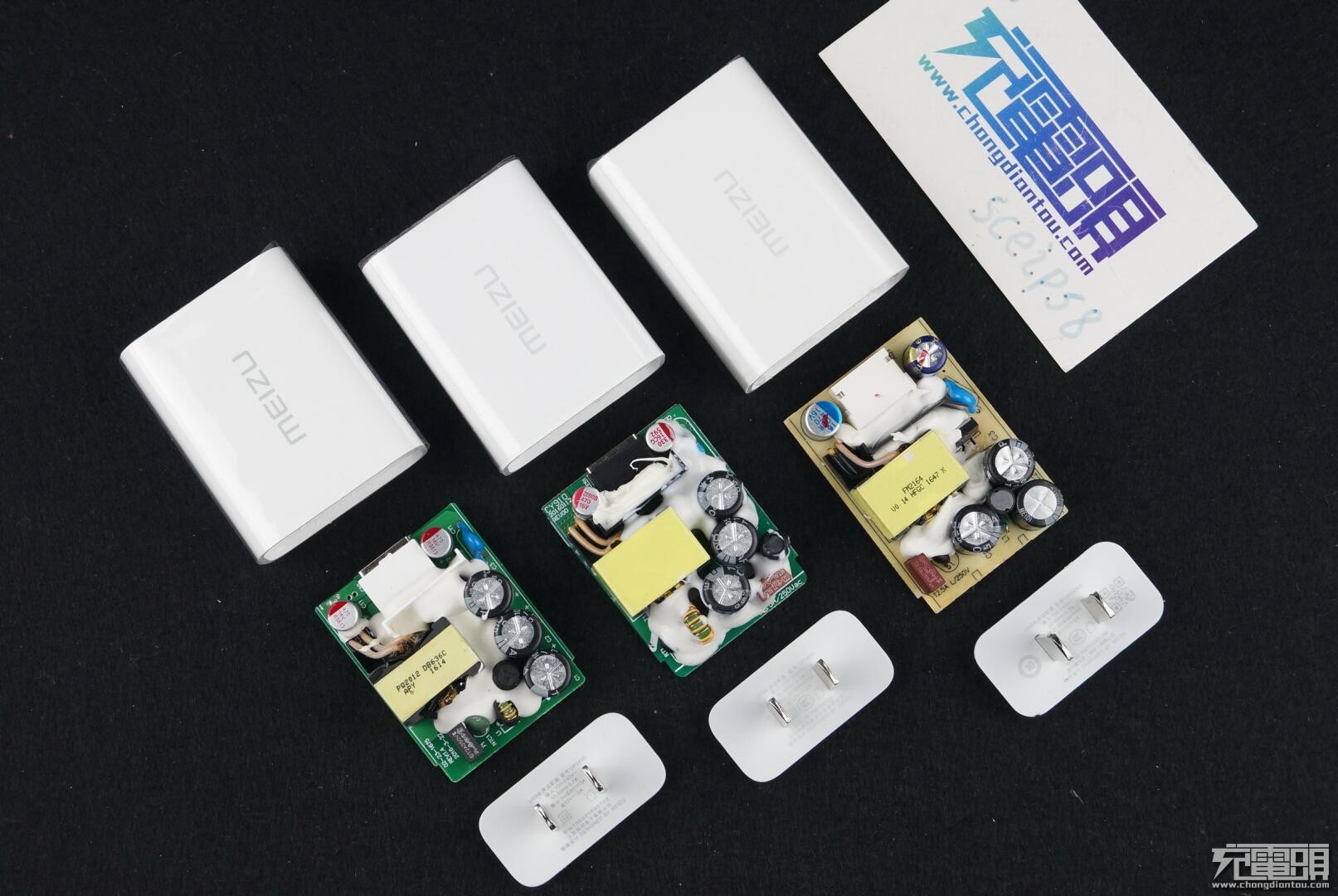 魅族充电器二换一,魅族原装充电器拆解