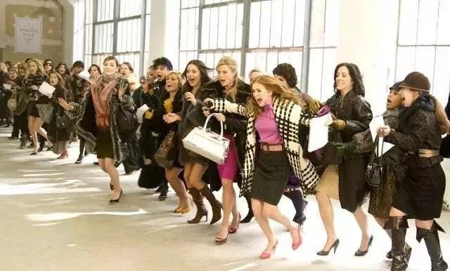 女生真皮包包轻奢品牌排行榜,女人包包高档品牌真皮