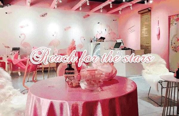 潮爆ins的粉色甜品店来通城啦！一大片粉红豹直撩你的少女心！