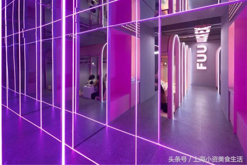 别再盯着霓虹灯拍了！海洋球主题店了解一下！