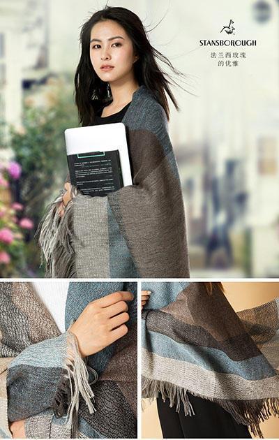 时尚高端珍珠扣丝巾高贵系法配饰,丝巾怎么系比较好看而且简单方便