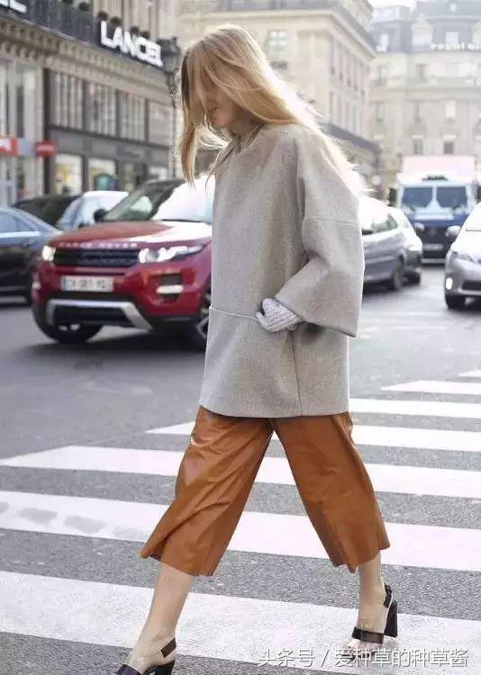 穿阔腿裤为什么从后面看很难看,牛仔阔腿裤显胖怎么办