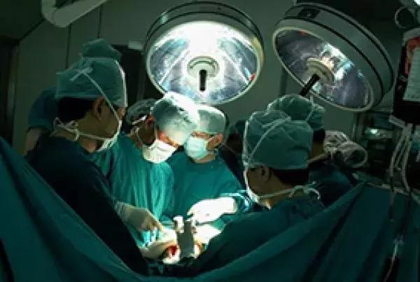 中国的监狱长什么样子现代,中国监狱里面是什么样子