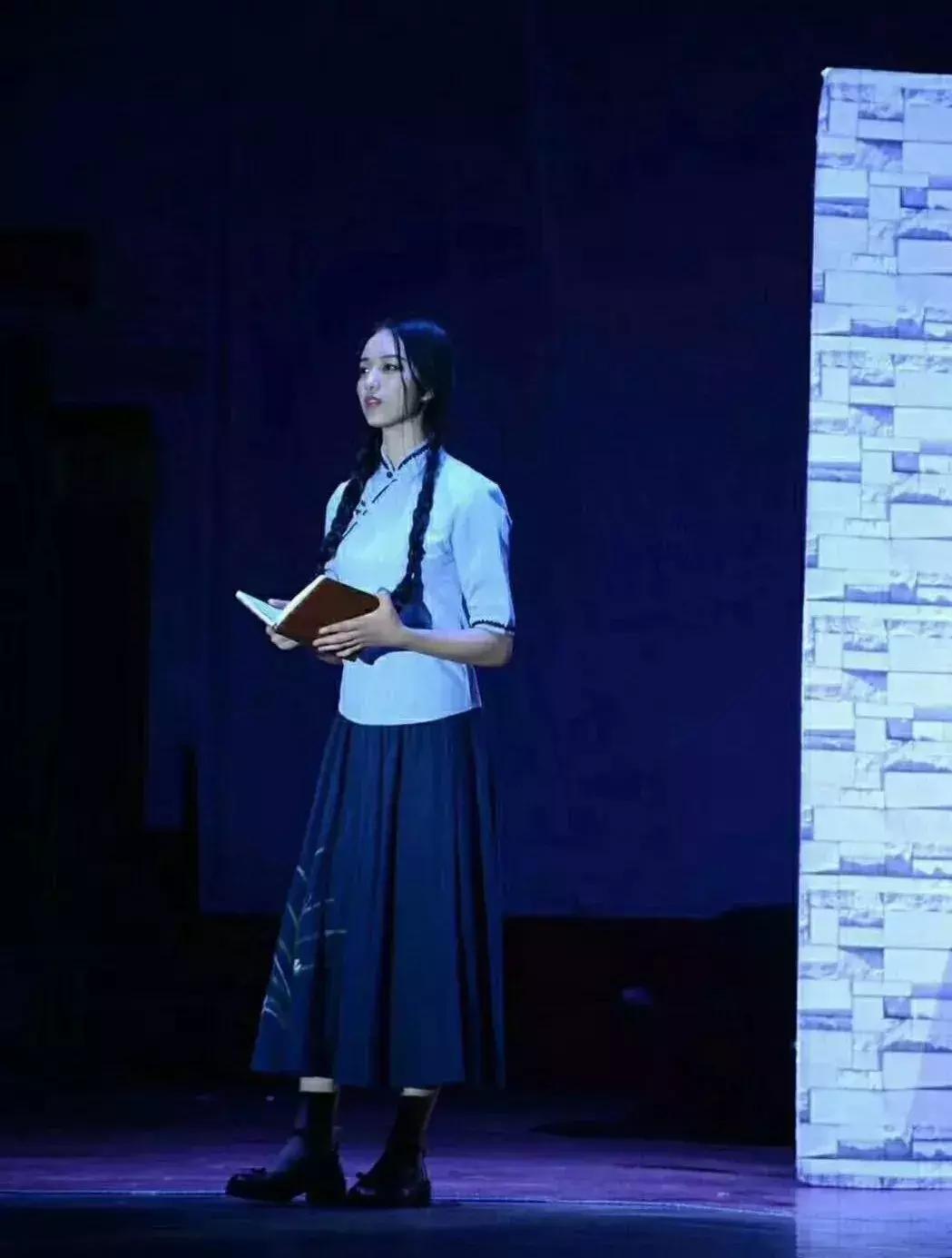 柬埔寨支教、广州捐发、武汉大学大二小姐姐蔡洵的故事可不止这些