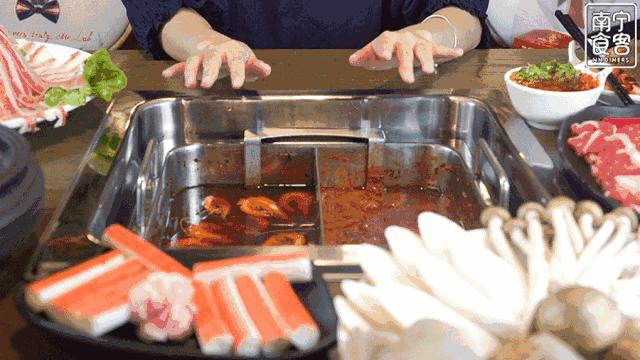 自助旋转火锅南宁,功能火锅南宁