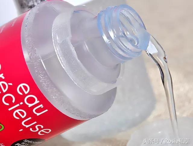 口红旋转不上来,口红旋转不上去