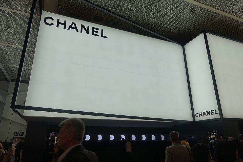 王源去巴塞尔钟表展,王源巴塞尔国际钟表珠宝展