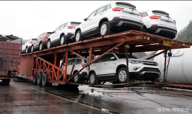 汽车抛锚了是如何上拖车的,车抛锚需要拖车怎么办