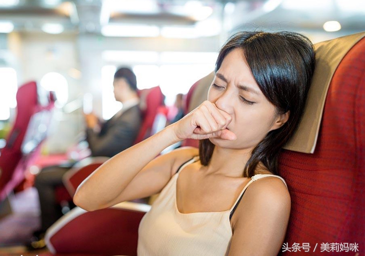 怀孕初期怎么缓解孕吐和口水多,怀孕初期喝椰子水可以缓解孕吐吗