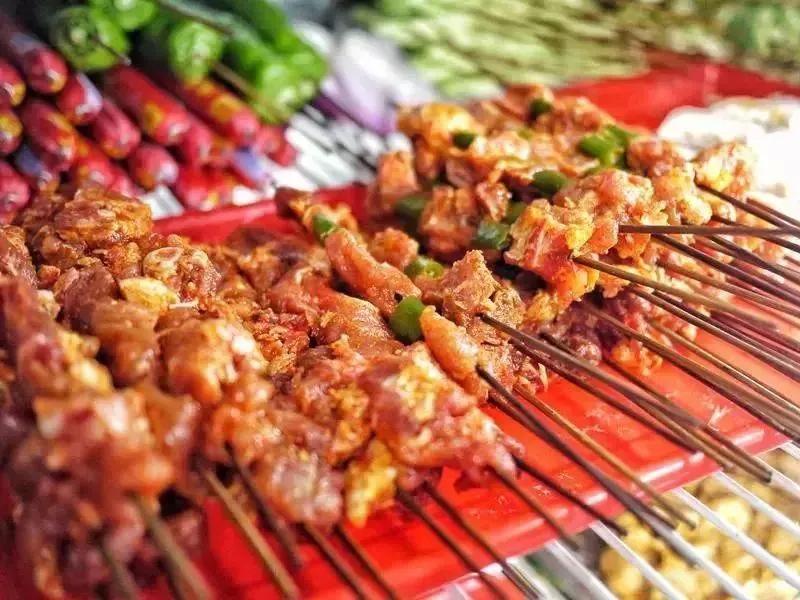 好吃又便宜的美食街成都,好吃街美食街成都