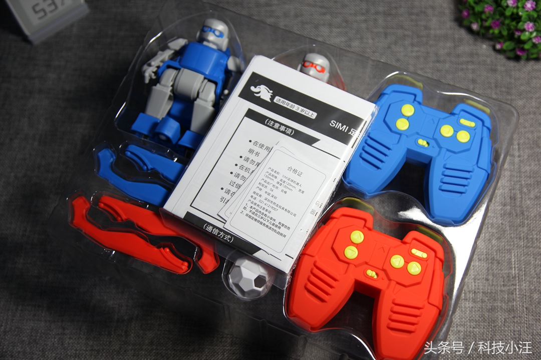 圆个自己的足球梦，米家有品众筹的SIMI足球机器人开箱体验