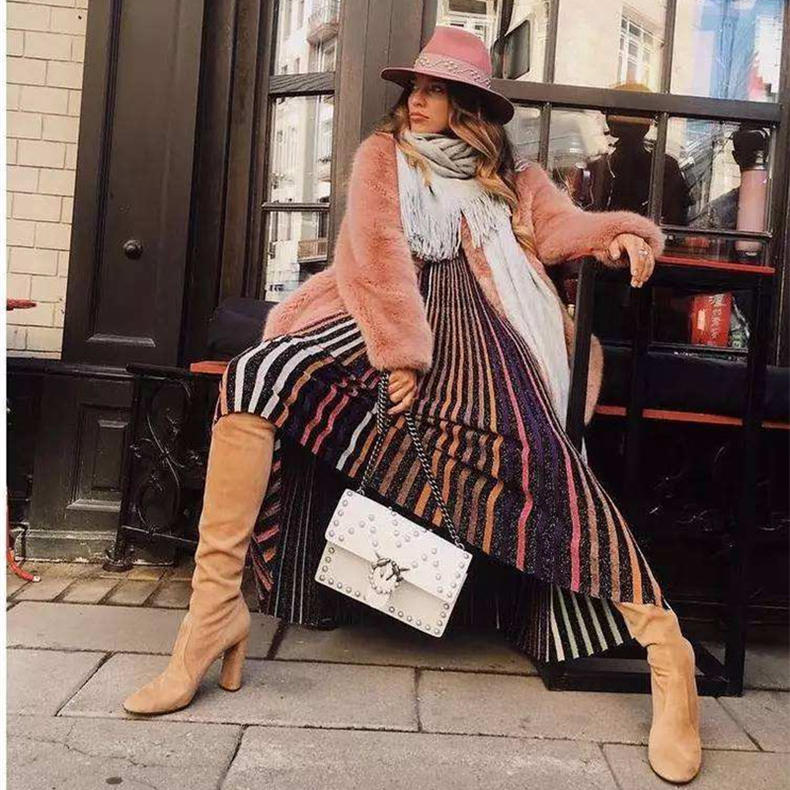 包包实用和颜值你会选哪一个,大牌的包包又贵不好看又便宜