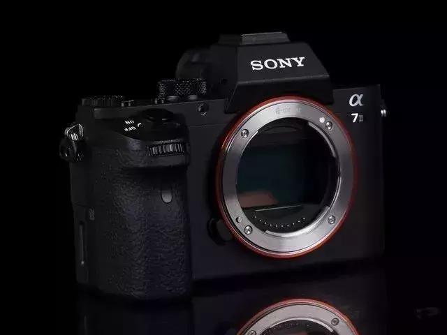 微单相机推荐排行榜性价比高,推荐5款值得购买的高端微单相机