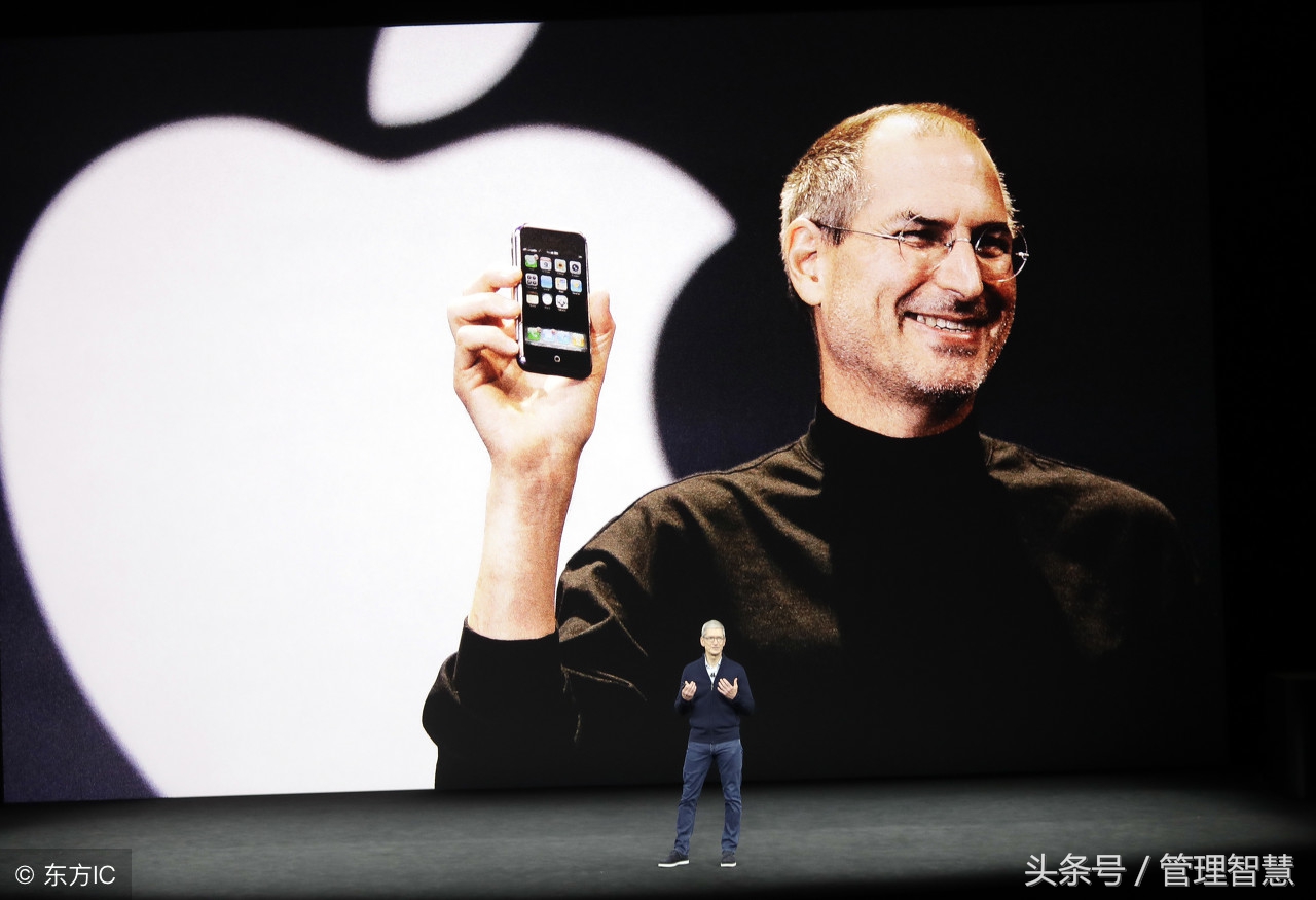 乔布斯是怎么创造苹果手机的,乔布斯是什么时候发明苹果手机的