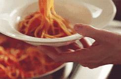 五大餐具品牌：衬托食物和生活的“美”